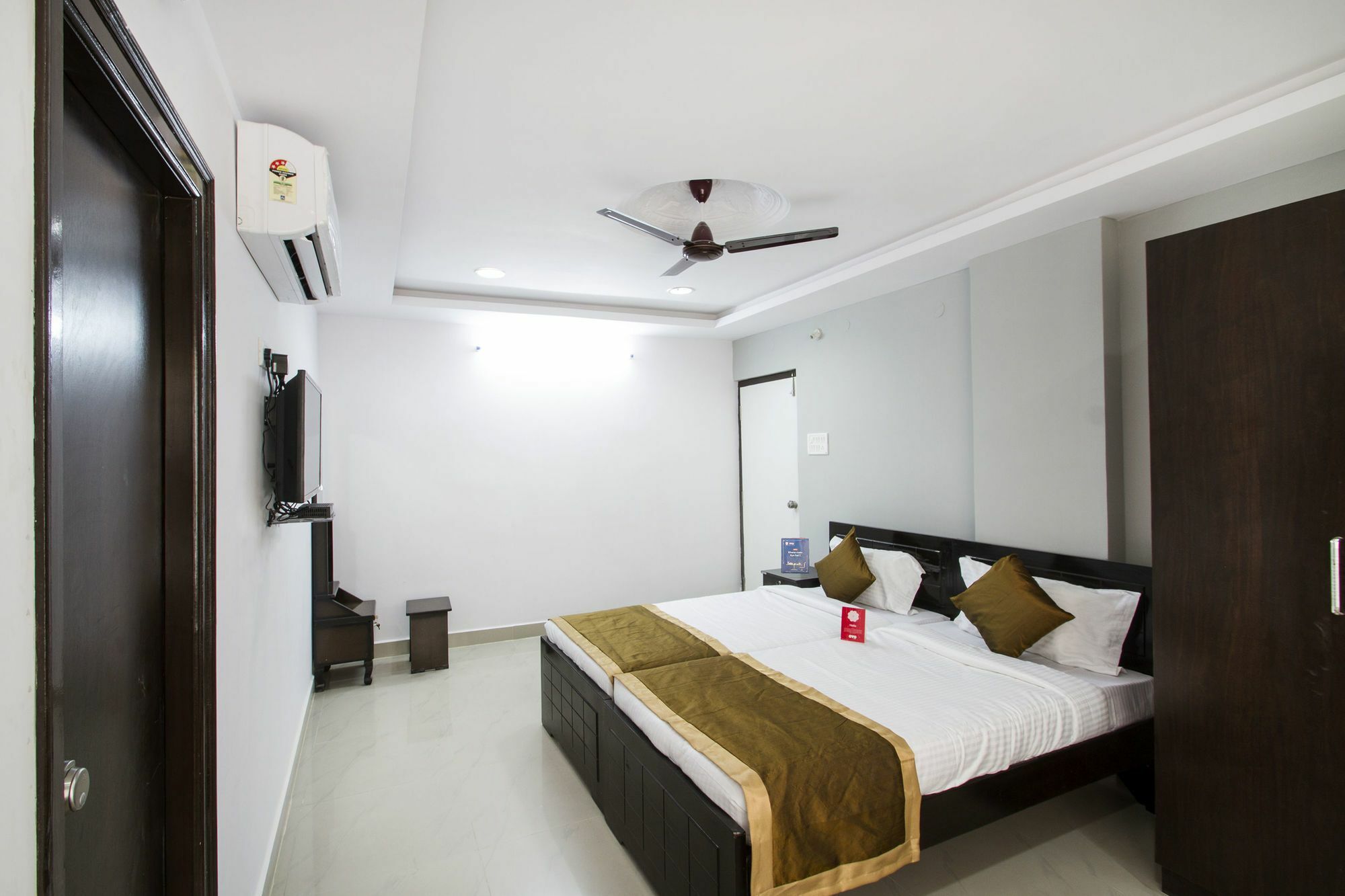 فندق Oyo Flagship 463 Banjara Hills حيدر أباد المظهر الخارجي الصورة